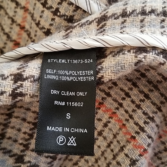 Blazer - Picture 5 of 6